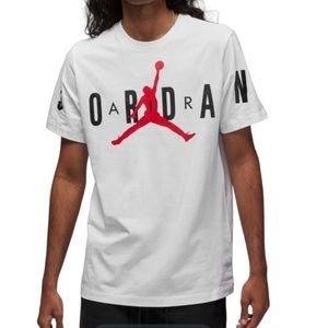 Air Jordan NWT black, white & red logo t-shirt